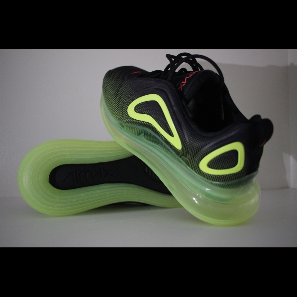 Air Max 720 “Black Volt”